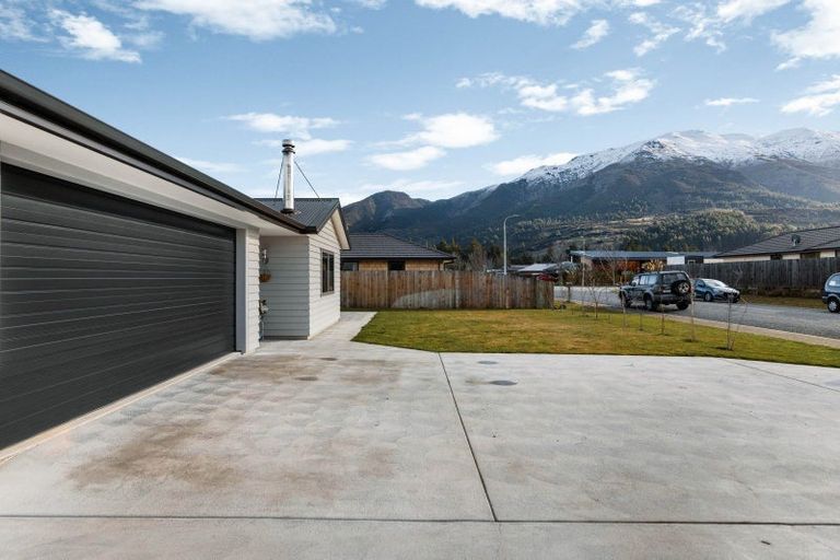 Photo of property in 48 Little Maude Drive, Lake Hawea, Wanaka, 9382
