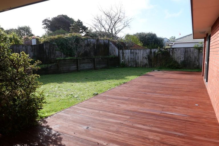 Photo of property in 168 Guildford Drive, Paraparaumu Beach, Paraparaumu, 5032