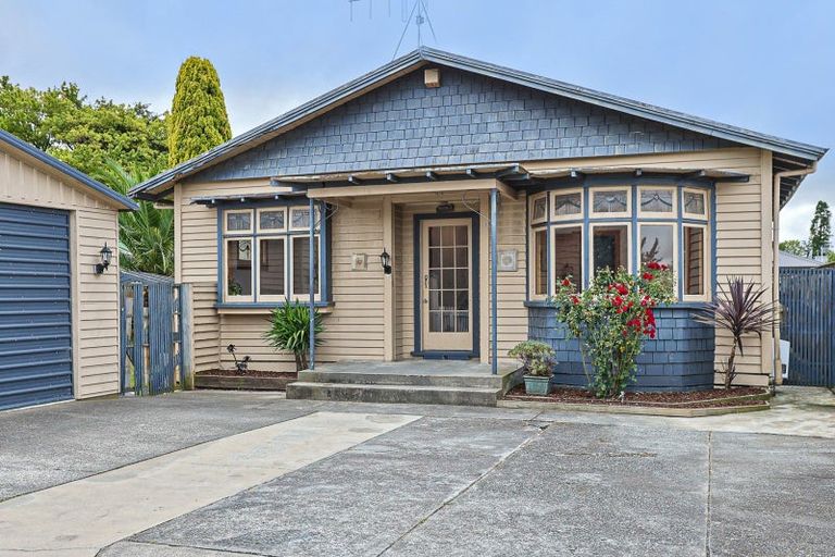 Photo of property in 408 Alexandra Street, Hastings, 4122