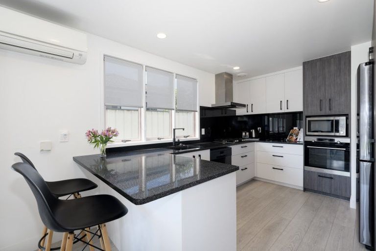 Photo of property in 76a Harbour Drive, Otumoetai, Tauranga, 3110