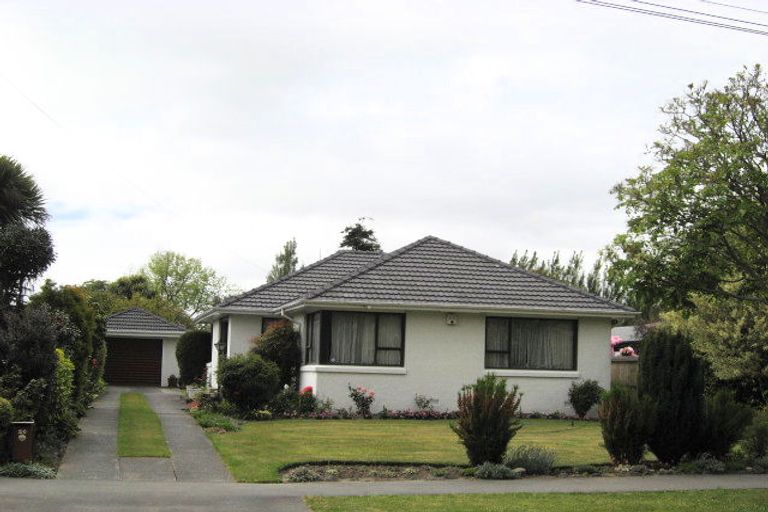 Photo of property in 20 Wayside Avenue, Burnside, Christchurch, 8053