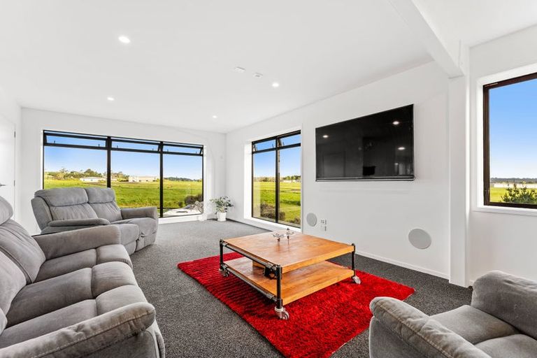 Photo of property in 22 Runway Rise, Dairy Flat, Albany, 0794