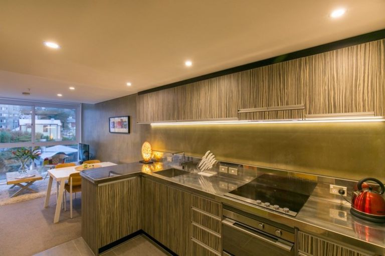 Photo of property in Canvas Apartments, 9/307 Willis Street, Te Aro, Wellington, 6011