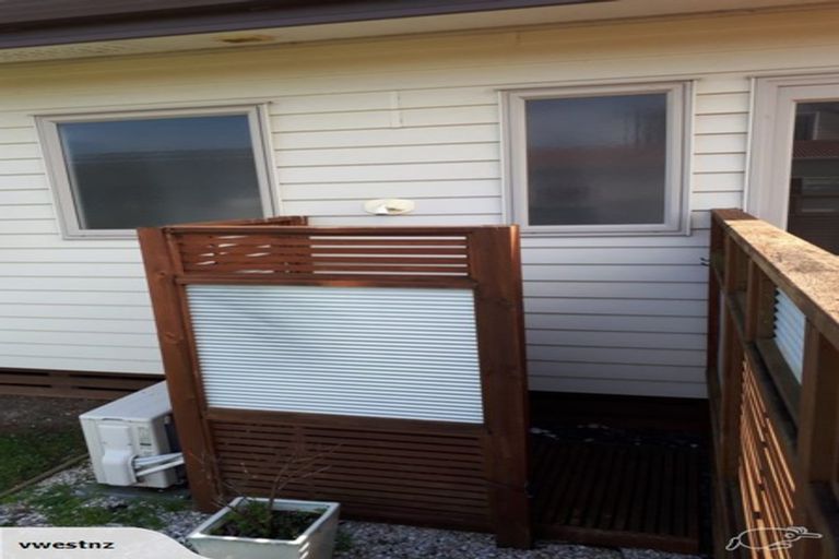 Photo of property in 1 Rena Place, Whitianga, 3510