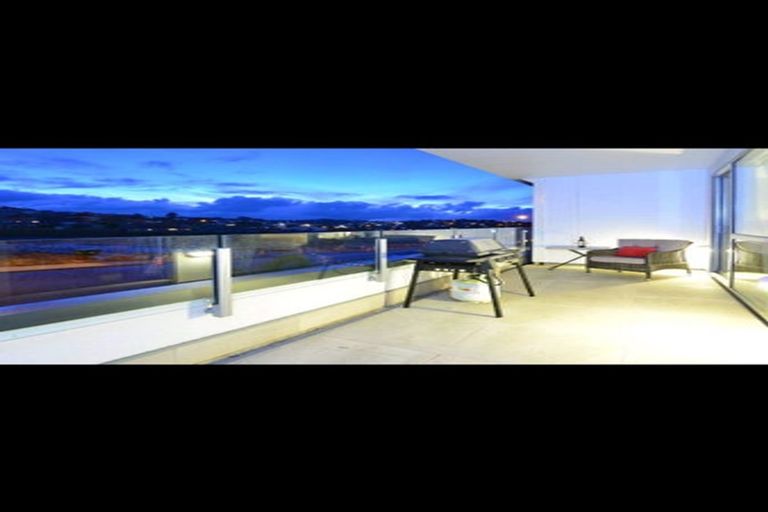 Photo of property in 110/17 Link Crescent, Stanmore Bay, Whangaparaoa, 0932