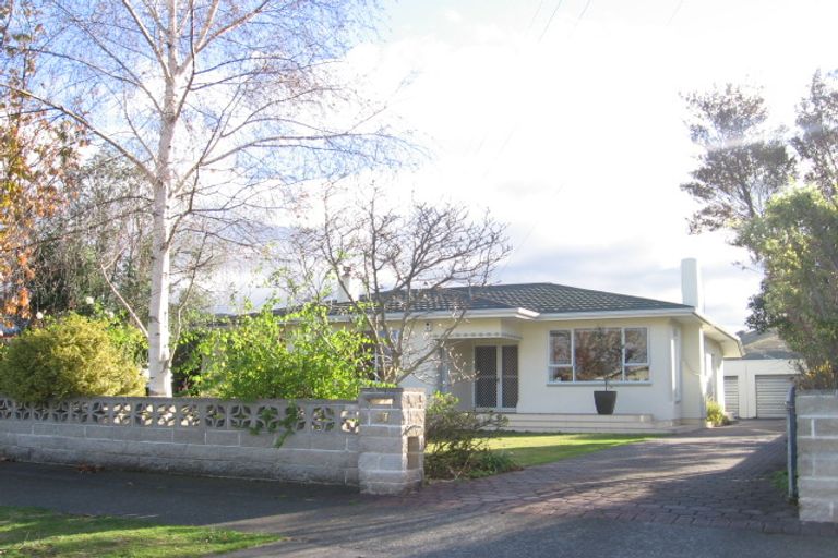 Photo of property in 37 Waterhouse Street, Taradale, Napier, 4112