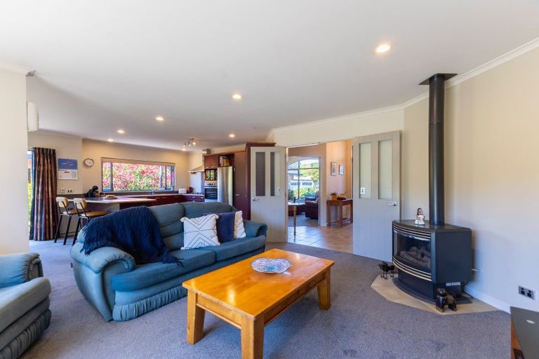 Photo of property in 95 Weggery Drive, Waikanae Beach, Waikanae, 5036