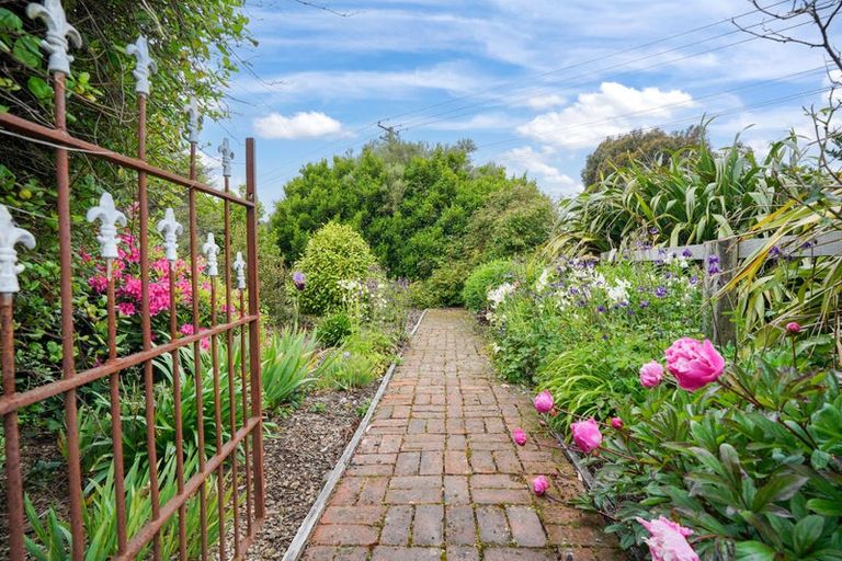 Photo of property in 144 Avon Road, Clifton, Invercargill, 9812