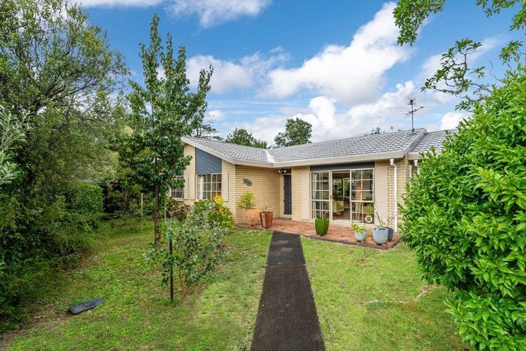 Photo of property in 41 Waimoko Glen, Swanson, Auckland, 0612