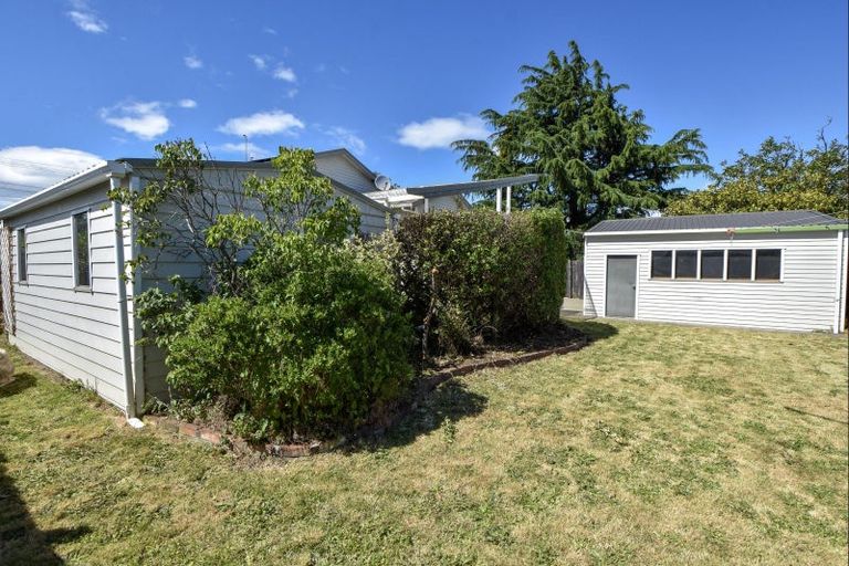 Photo of property in 12 Garrison Street, Carterton, 5713