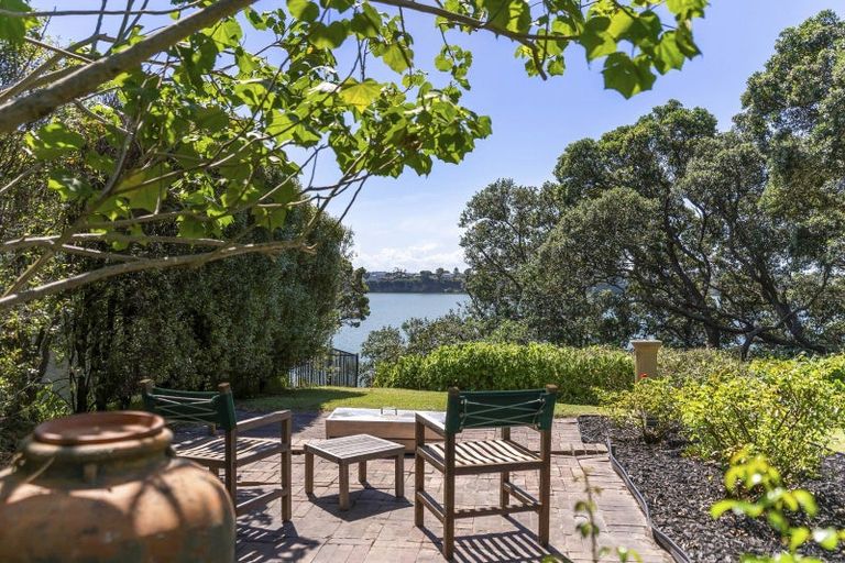 Photo of property in 54a Stanley Point Road, Stanley Point, Auckland, 0624