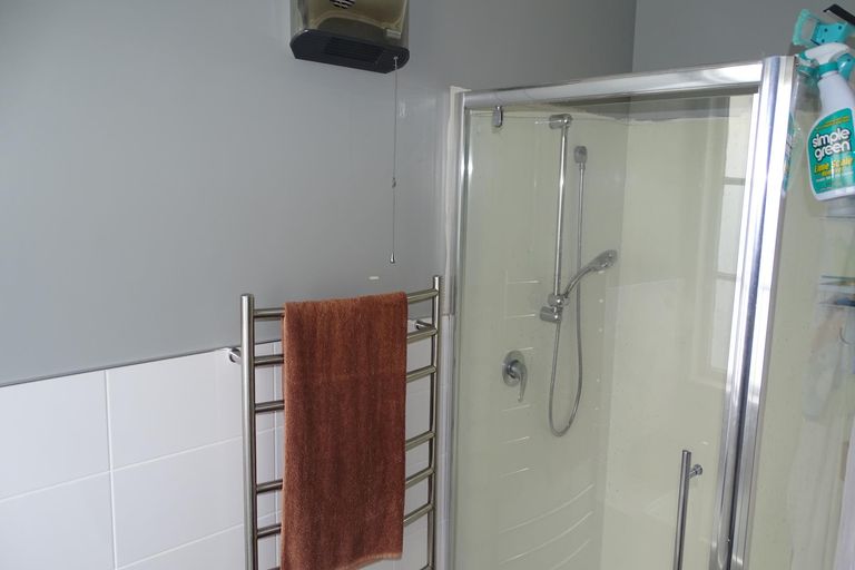 Photo of property in 19 Cosgrave Road, Papakura, 2110