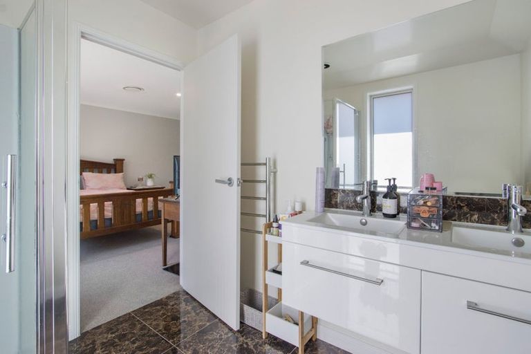 Photo of property in 10 Friis Drive, Katikati, 3178