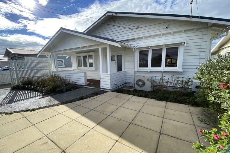 Photo of property in 4 Collins Street, Petone, Lower Hutt, 5012