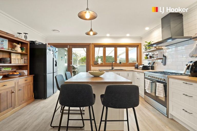 Photo of property in 3 Coach Road, Fairfield, Dunedin, 9018