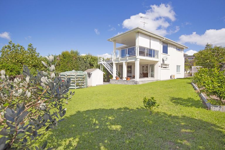 Photo of property in 150 Pacific Parade, Army Bay, Whangaparaoa, 0930