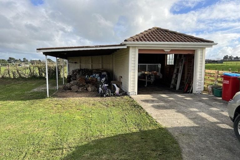 Photo of property in 25 Kukutauaki Road, Koputaroa, Levin, 5575