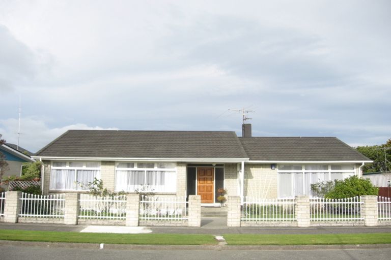 Photo of property in 40 Orr Crescent, Hutt Central, Lower Hutt, 5011