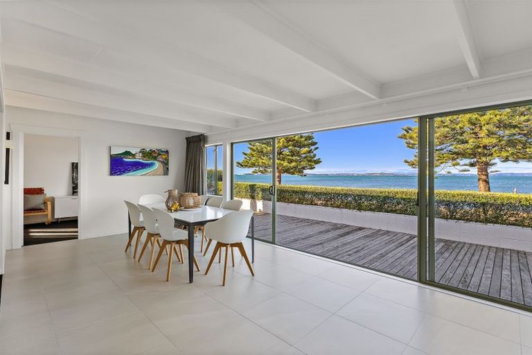 Photo of property in E/5 The Esplanade, Eastern Beach, Auckland, 2012
