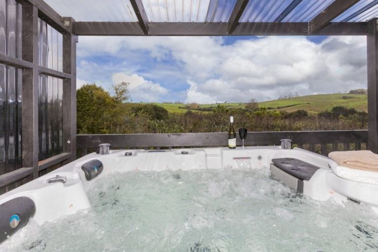 Photo of property in 667 Kaiwaka-mangawhai Road, Hakaru, Wellsford, 0975