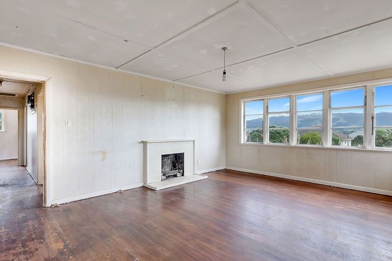 Photo of property in 2 Chew Place, Ranui, Porirua, 5024
