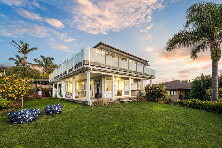 Photo of property in 7 Star Place, Cockle Bay, Auckland, 2014