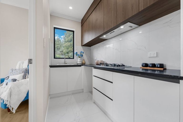 Photo of property in 2e Hughs Way, Flat Bush, Auckland, 2019