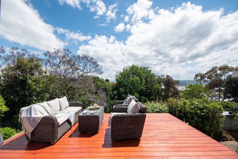 Photo of property in 6 Coleman Terrace, Hospital Hill, Napier, 4110