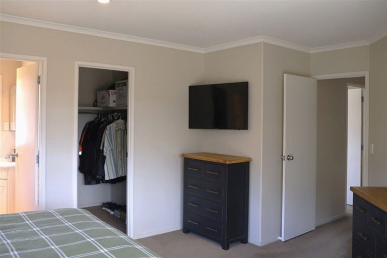 Photo of property in 17 Cranmer Close, Rototuna North, Hamilton, 3210