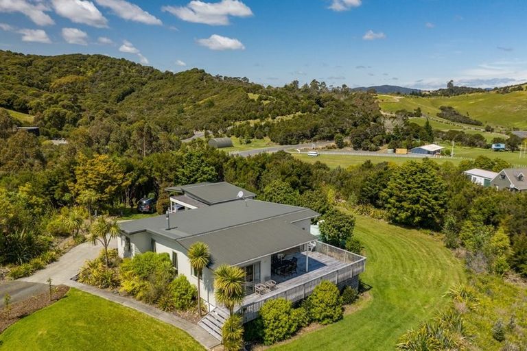 Photo of property in 15 Tikitiki Lane, Russell, 0272