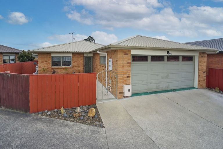 Photo of property in 11 Corsair Place, Melville, Hamilton, 3206