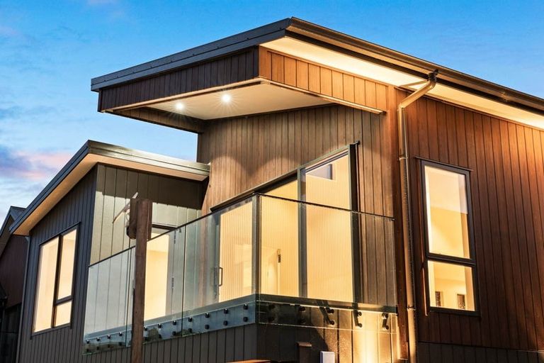 Photo of property in 54 Matangi View Drive, Orewa, 0931