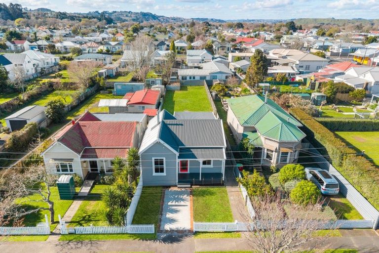 Photo of property in 122 Harrison Street, Whanganui, 4500
