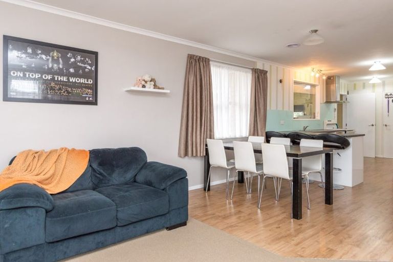 Photo of property in 6 Wills Crescent, Ashhurst, 4810