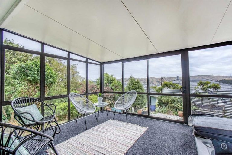 Photo of property in 151 Mark Avenue, Grenada Village, Wellington, 6037