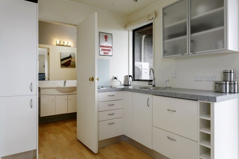 Photo of property in 80 Wakeman Road, Acacia Bay, Taupo, 3330