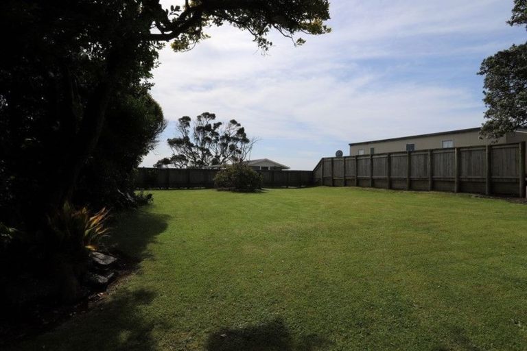 Photo of property in 46 Tainui Street, Mokau, 4376