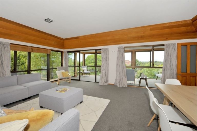 Photo of property in 10 Indira Lane, Cashmere, Christchurch, 8022