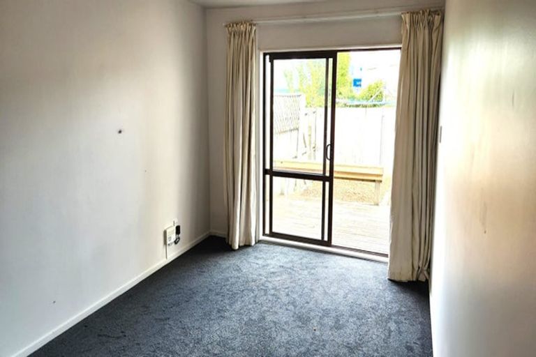 Photo of property in 2/19 Swanns Road, Richmond, Christchurch, 8013