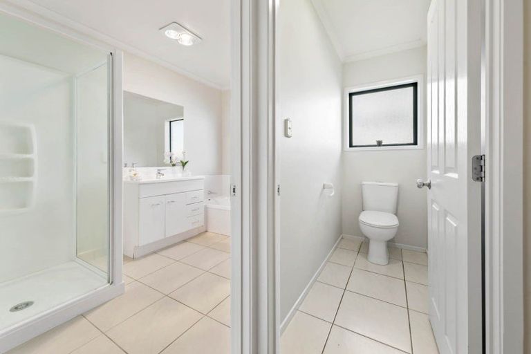 Photo of property in 35 Greig Place, Pukekohe, 2120