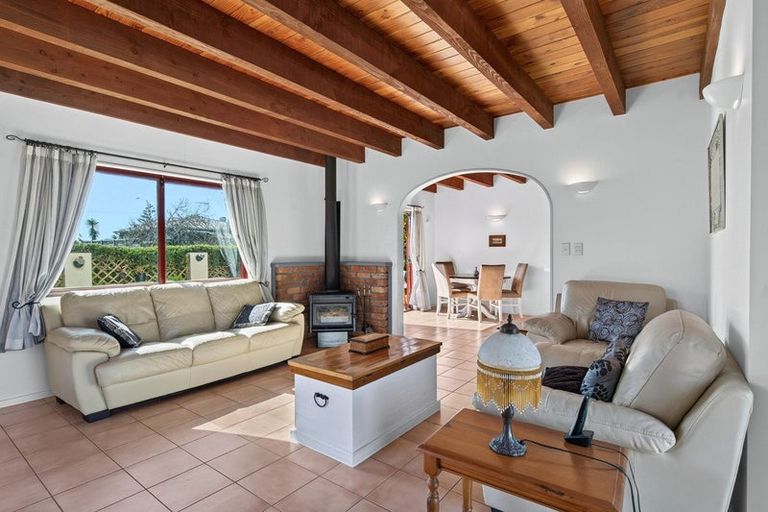 Photo of property in 281b Dickson Road, Papamoa Beach, Papamoa, 3118