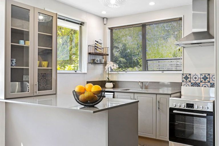 Photo of property in 209 Queenspark Drive, Parklands, Christchurch, 8083