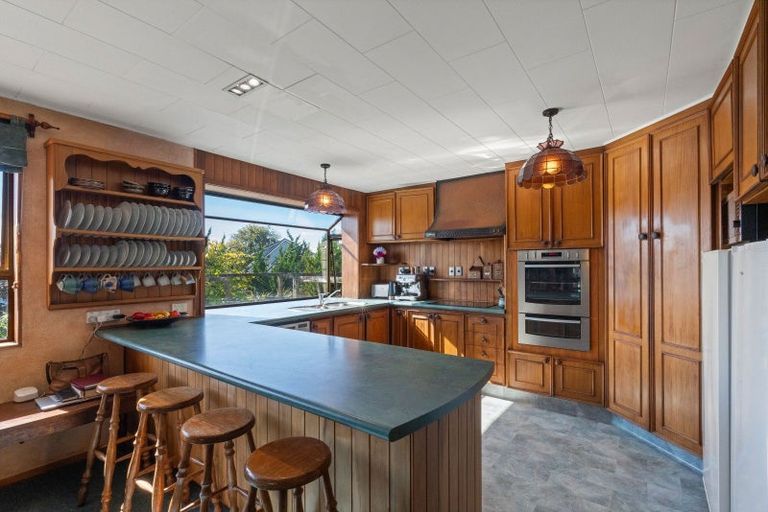 Photo of property in 76 Highbury Drive, Levin, 5510