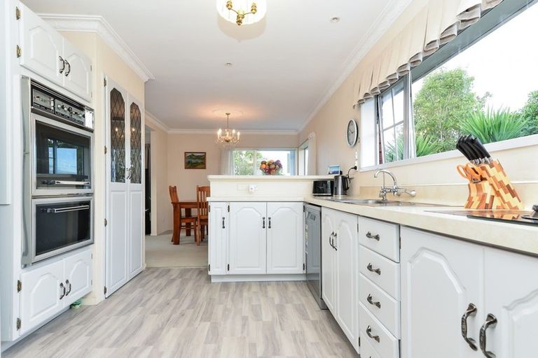 Photo of property in 8 Titoki Place, Pukete, Hamilton, 3200