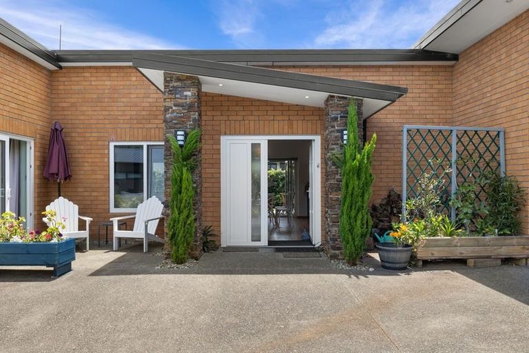 Photo of property in 10 Park Crescent, Mangawhai Heads, Mangawhai, 0505