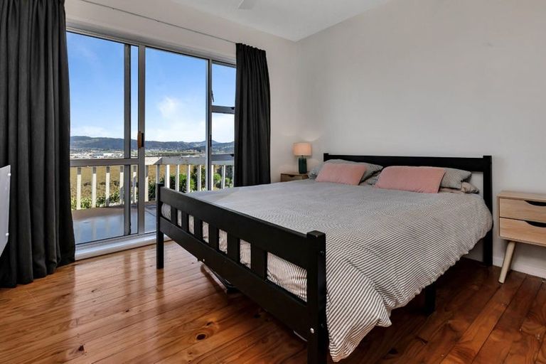 Photo of property in 114 Old Onerahi Road, Onerahi, Whangarei, 0110