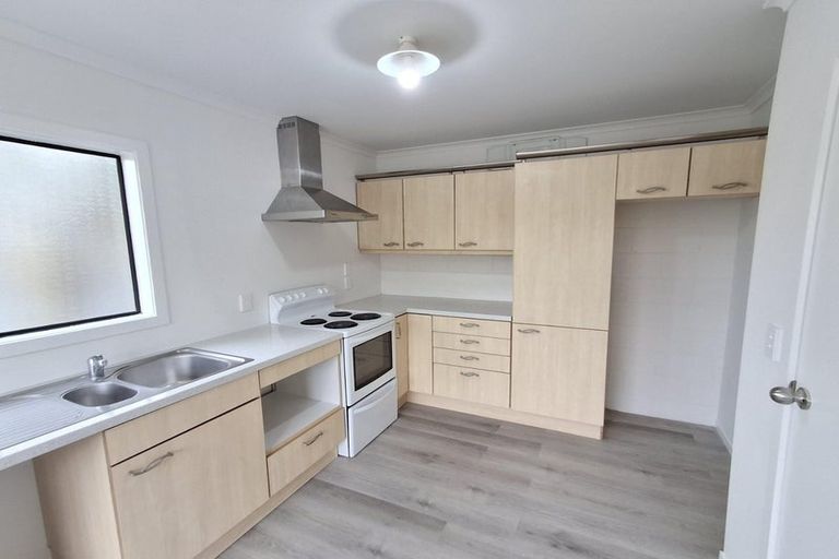 Photo of property in 71 Logie Street, Stokes Valley, Lower Hutt, 5019