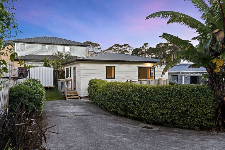 Photo of property in 56a Zita Maria Drive, Massey, Auckland, 0614