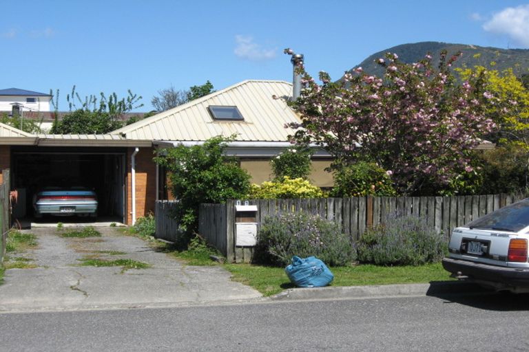 Photo of property in 11 Leicester Street, Picton, 7220