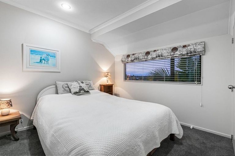 Photo of property in 5/102 Greenhithe Road, Greenhithe, Auckland, 0632